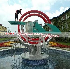 放飛夢想展出翱翔雕塑,不銹鋼雕塑安裝